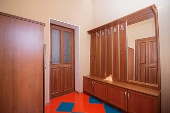 Люкс двухместный двухкомнатный в коттедже 4