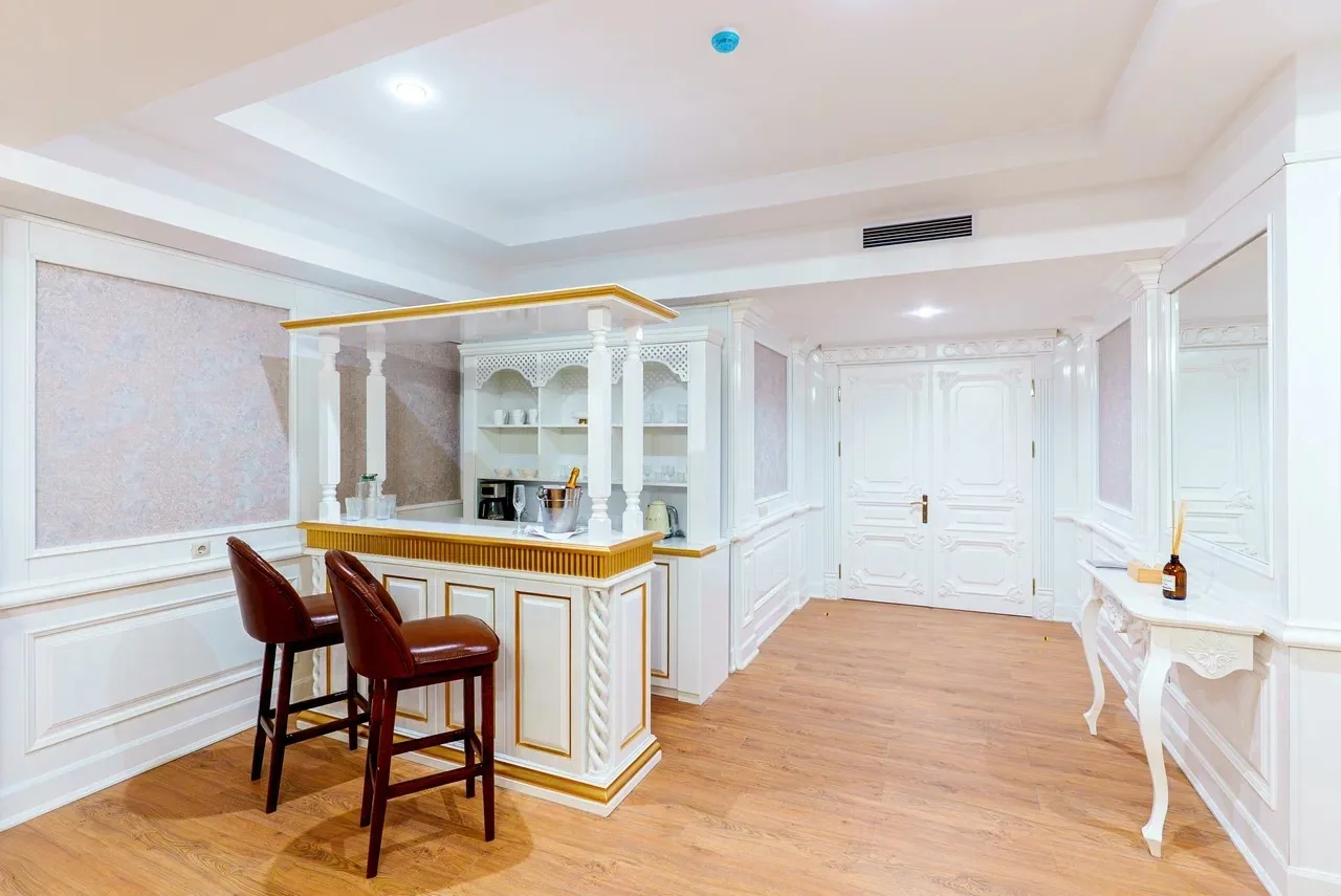 Двухместный трехкомнатный Presidential suite