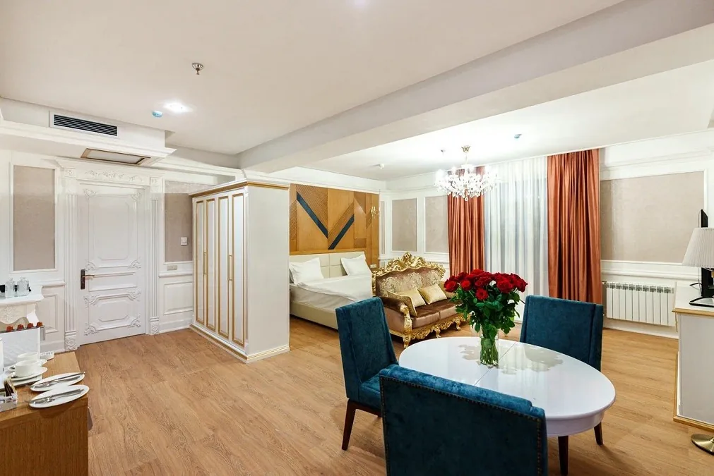 Двухместный трехкомнатный Presidential suite
