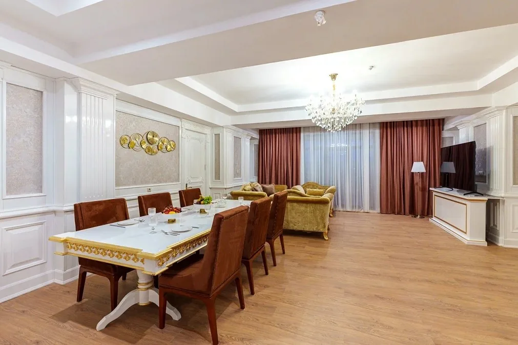 Двухместный трехкомнатный Presidential suite