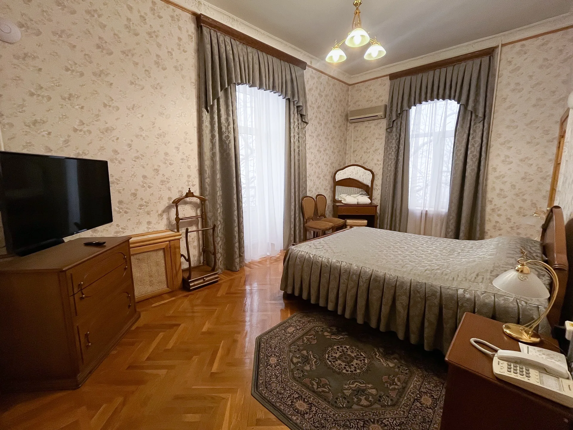 Люкс двухместный трехкомнатный в корпусе В
